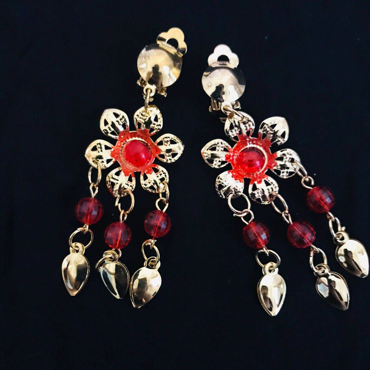 Small flower earrings (available for adults)